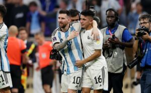 quem é a estrela argentina campeã do mundo que é alvo do botafogo