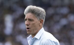 renato toma decisão conservadora e duelo contra o bragantino pode influenciar na libertadores
