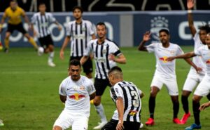 o atlético mg só foi derrotado uma vez pelo rb bragantino, no brasileirão de 1998