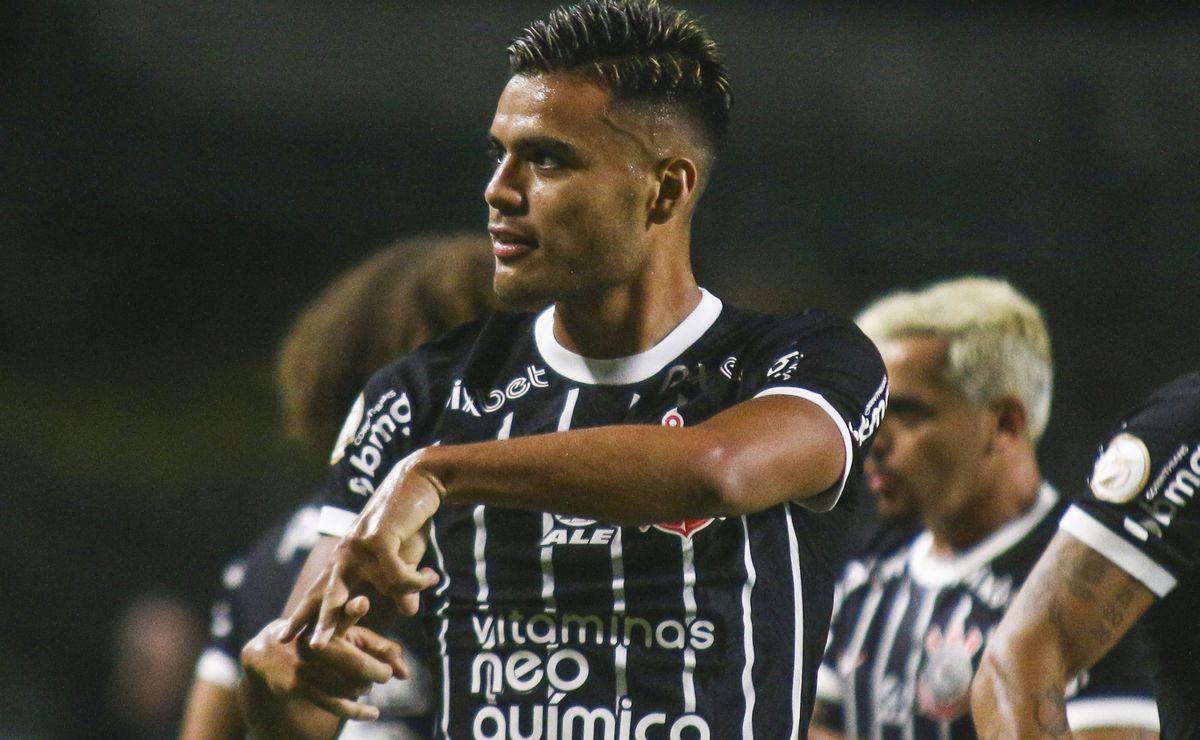 negócio avançado: fausto vera não é relacionado novamente e rumores aumentam  