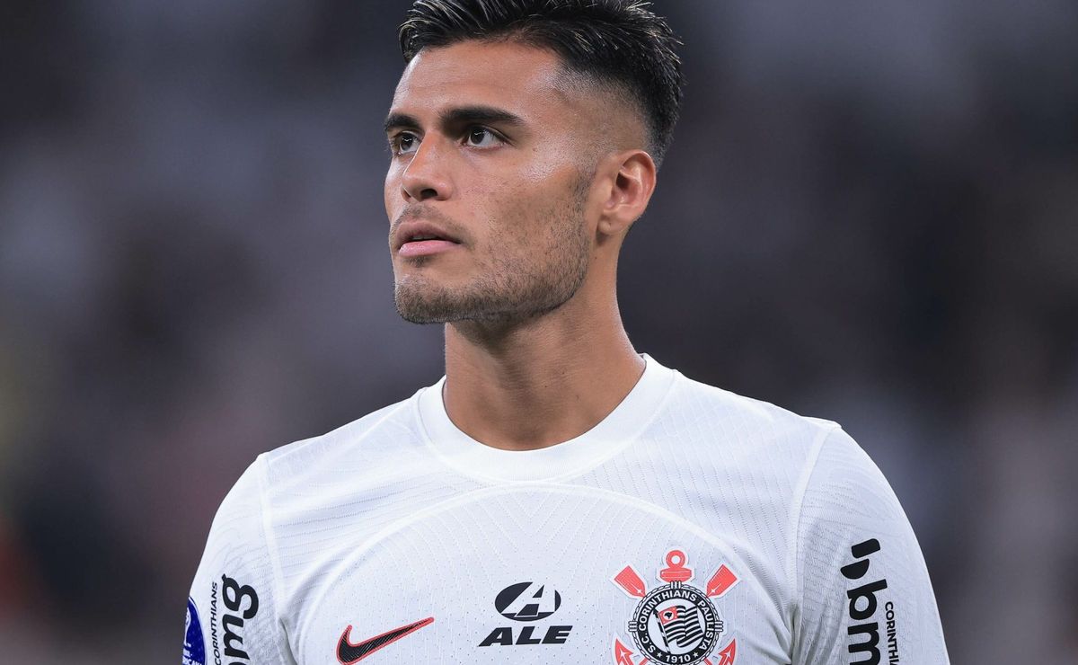 r$ 37 milhões: fausto vera abre conversa com atlético mg e corinthians sinaliza valor para negociar