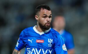 michael, alvo do cruzeiro, tem tatuagem em homenagem a matheus pereira, da raposa