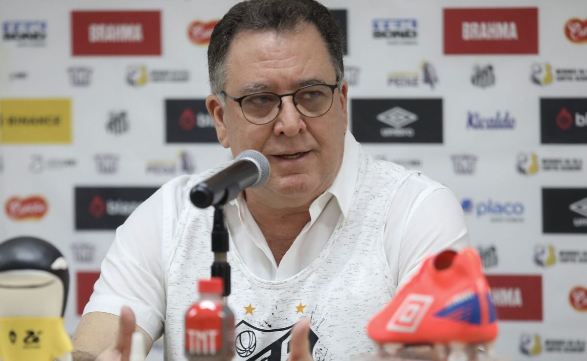 marcelo teixeira crava chegada de reforço no santos: “existem tratativas adiantadas”
