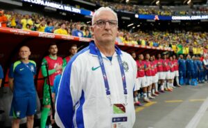dorival tem atuação da seleção elogiada em dia triste para técnico