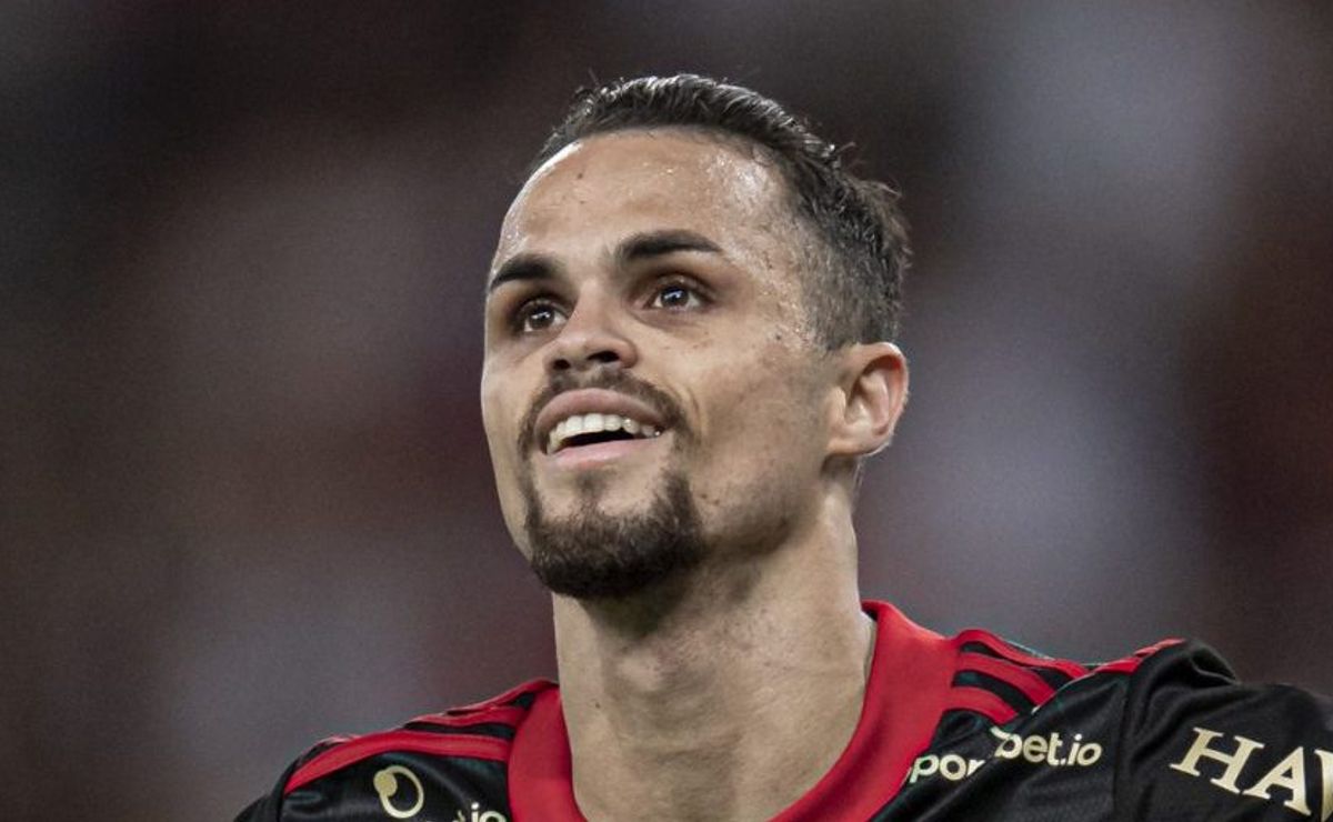 alvo do flamengo, michael recebe oferta estratosférica do neom sc, da arábia saudita