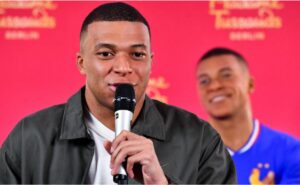 mbappé no real madrid: fabrizio romano acabou de confirmar contratação e possível apresentação