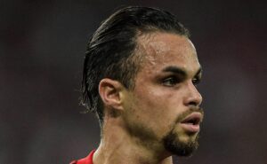 torcida do cruzeiro pede contratação de michael após reviravolta por dudu: "mais confiável"