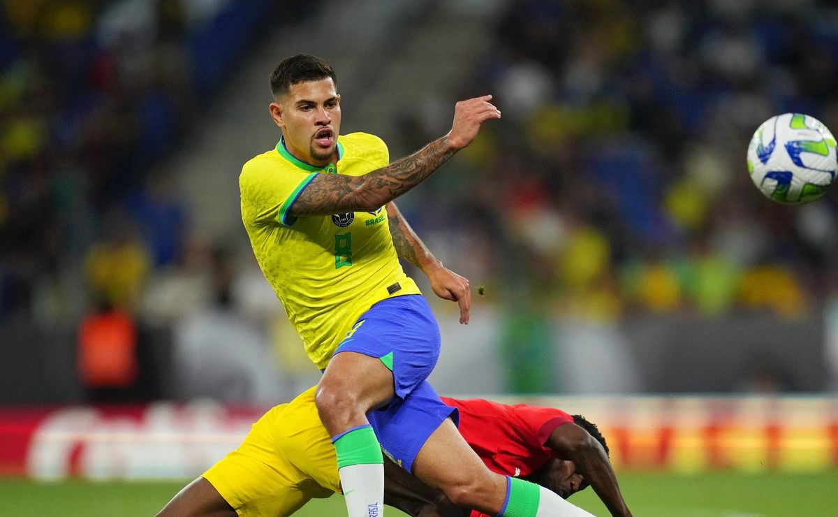 bruno guimarães revela desejo de voltar a atuar como titular na seleção brasileira: “quero jogar”