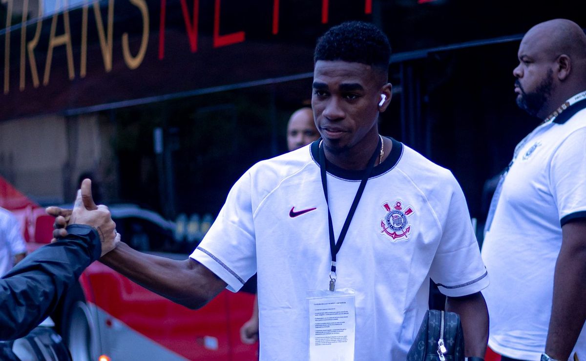 corinthians atrasa parcela de r$ 6 milhões da compra de félix torres 