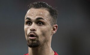 michael toma decisão sobre o flamengo e espera contato da diretoria para saber se há interesse no negócio