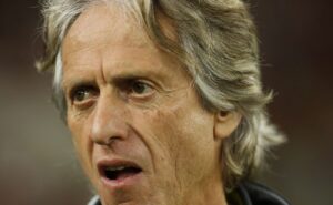 elias revela conversa com jorge jesus antes de acerto com flamengo: "quer ser campeão?"