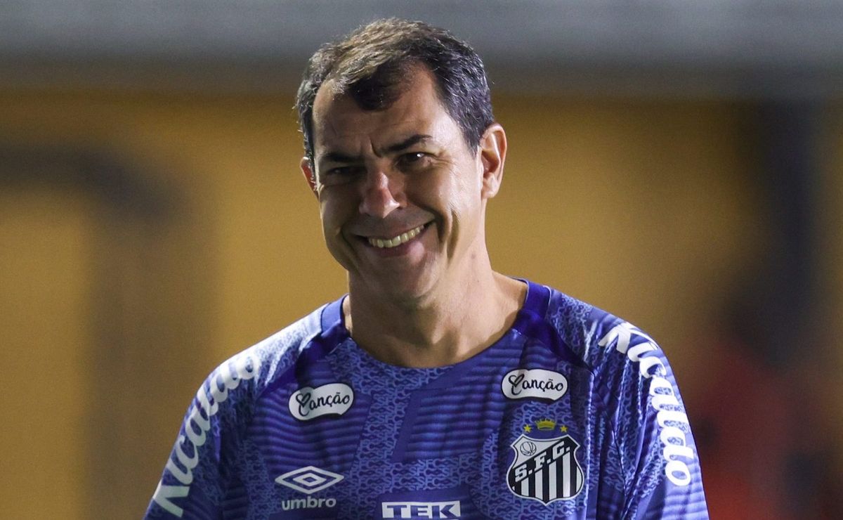 santos de carille retoma conversas com medalhão e grohe volta aos planos