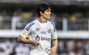 com dodô na lista, santos trabalha para resolver a situação de 12 atletas