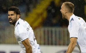 batalha de talcahuano: com frio e chuva, grêmio vence o huachipato e se classifica na libertadores