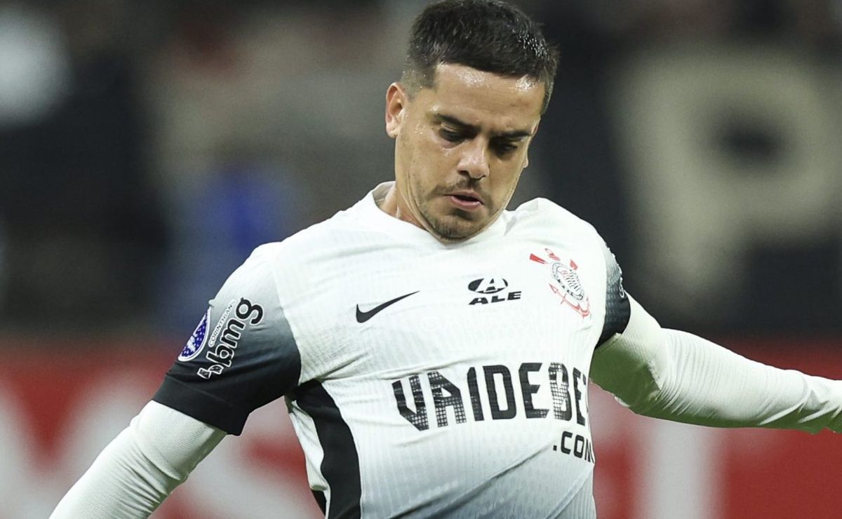 antónio oliveira diz que fagner faz falta ao corinthians após derrota contra botafogo 