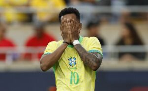 dorival júnior diz que tirou rodrygo para potencializar vini jr na seleção brasileira