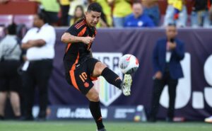 são paulo: james rodríguez termina partida sem brilho em goleada da colômbia