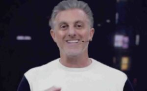 luciano huck defende nathalia dill após críticas no "dança dos famosos"