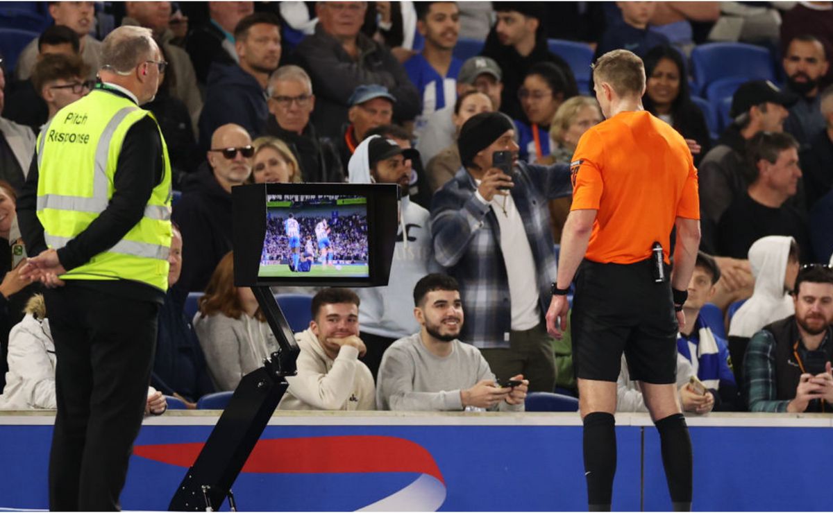 clubes da premier league tomam decisão sobre o uso do var na próxima temporada