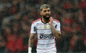 santos oferece 2 milhões por mês para ter gabigol novamente e atacante sinaliza se vai voltar
