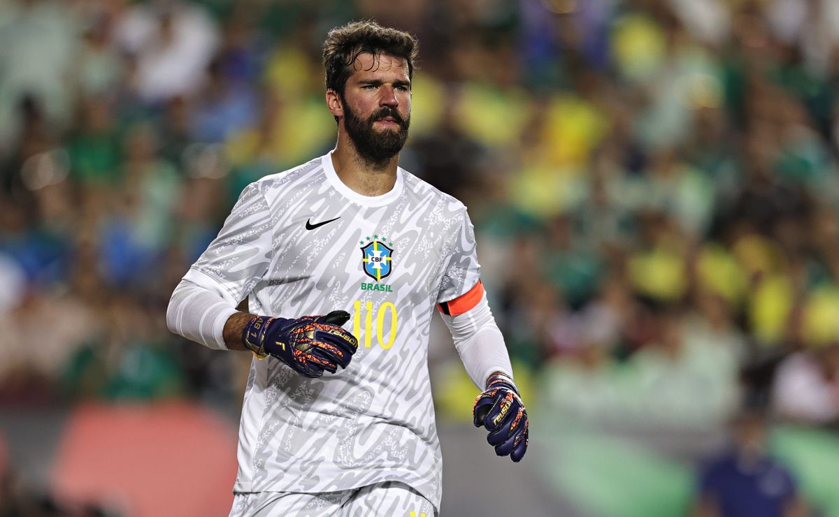 seleção brasileira toma gol de falta e alisson é eleito culpado em amistoso contra eua