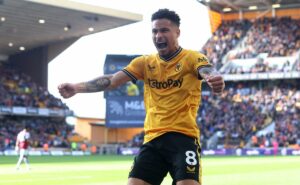 r$ 47 milhões: joão gomes pode ser vendido e flamengo fica atento