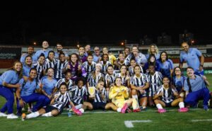 paulistão feminino: santos quebra sequência negativa, vence palmeiras e salta na liderança