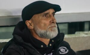 vasco toma decisão sobre demissão de Álvaro pacheco após mais uma derrota na série a