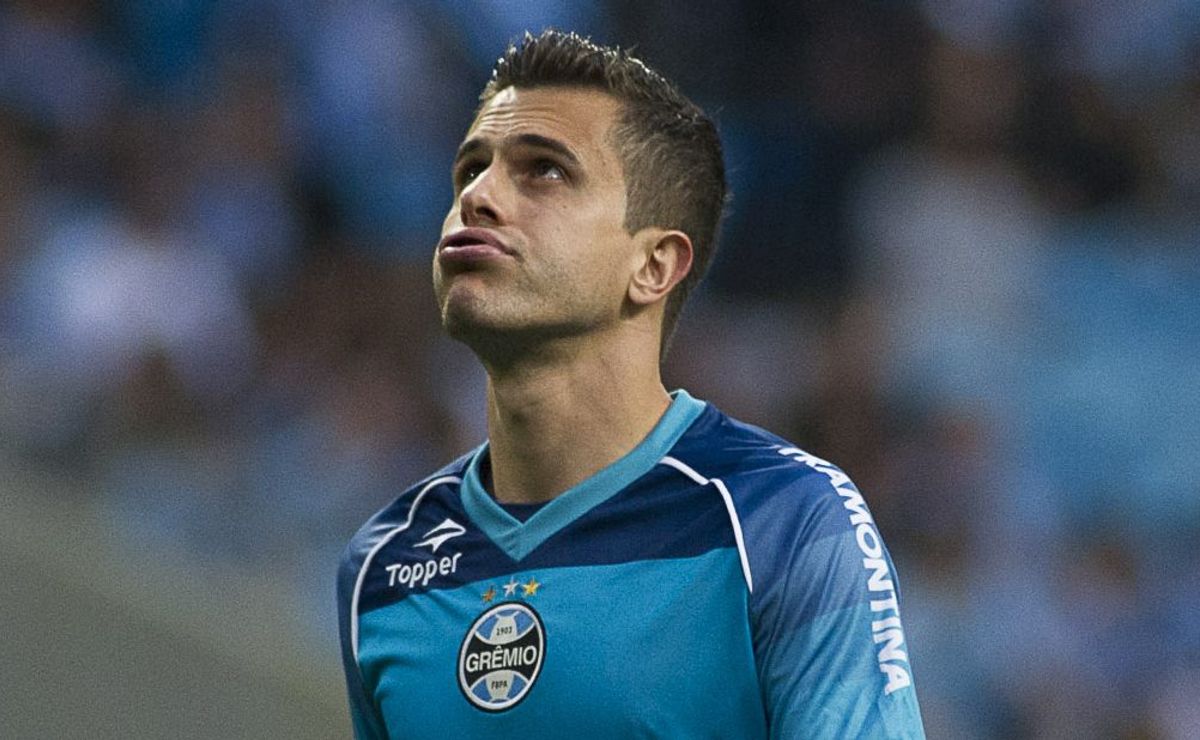 grêmio toma decisão final sobre repatriar ídolo e grohe não vai voltar