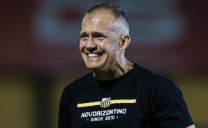 novorizontino de eduardo baptista é elogiado por carille, do santos: "equipe bem montada"