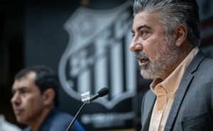 diretoria do santos marca reunião com gallo e carille em meio à crise