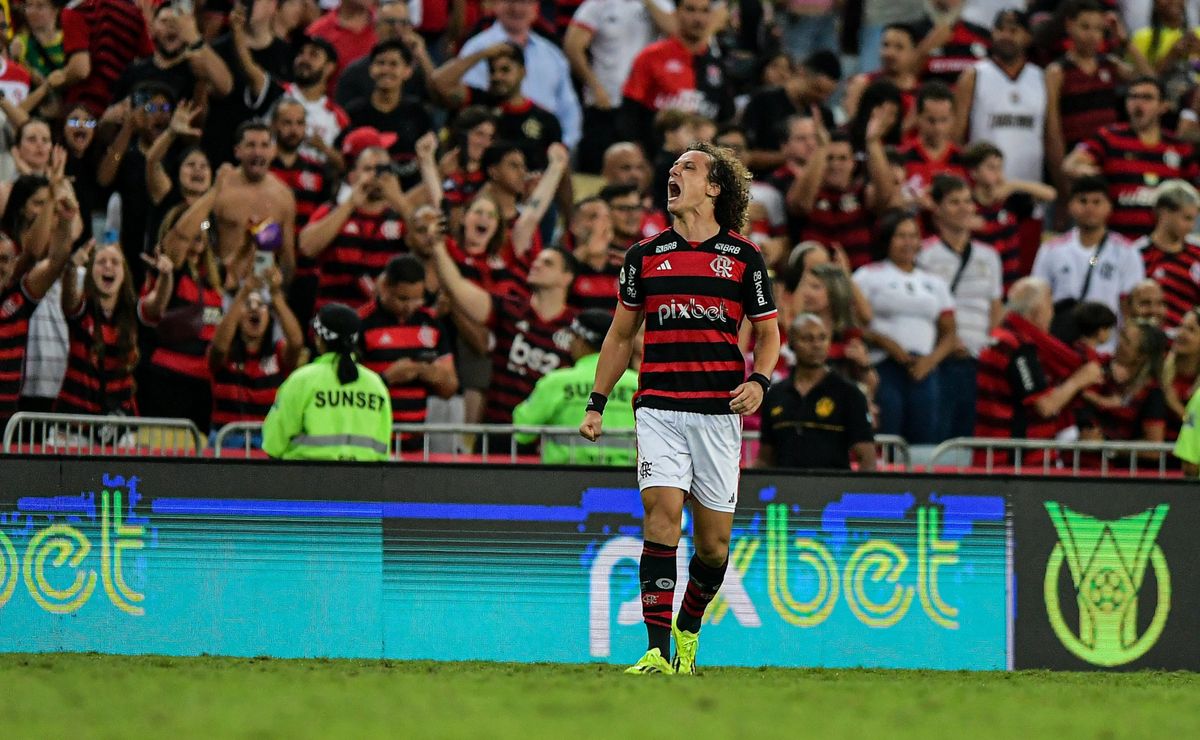flamengo bate bahia nos acréscimos e assume a liderança do brasileirão; veja atuações