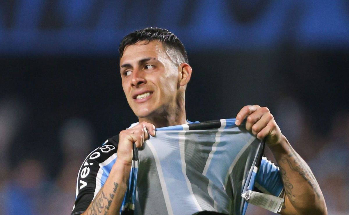 grêmio recebe oferta do panathinaikos gre por pavón e decide abrir negociação