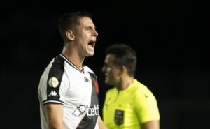 são paulo abre o placar e vasco vira com joia da base; confira as notas