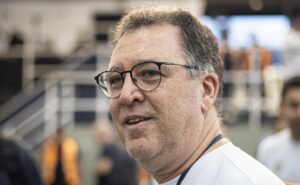 marcelo teixeira trata utilização da base por carille no santos com cautela