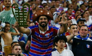 reação da web: show da torcida  e vitória do fortaleza  são destaque nas redes
