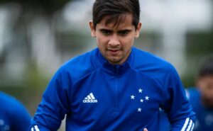 everton felipe, ex cruzeiro, anuncia aposentadoria aos 26 anos: “não consigo me recuperar”