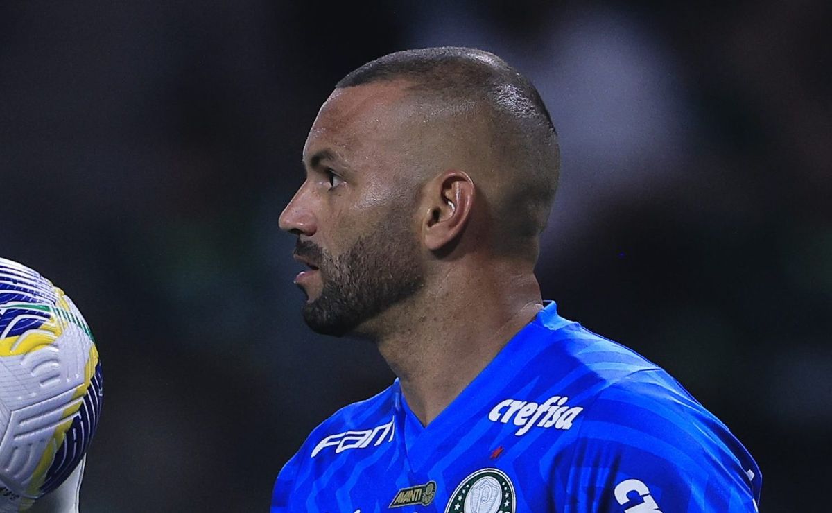 weverton faz milagres contra o juventude e se redime com torcedor do palmeiras