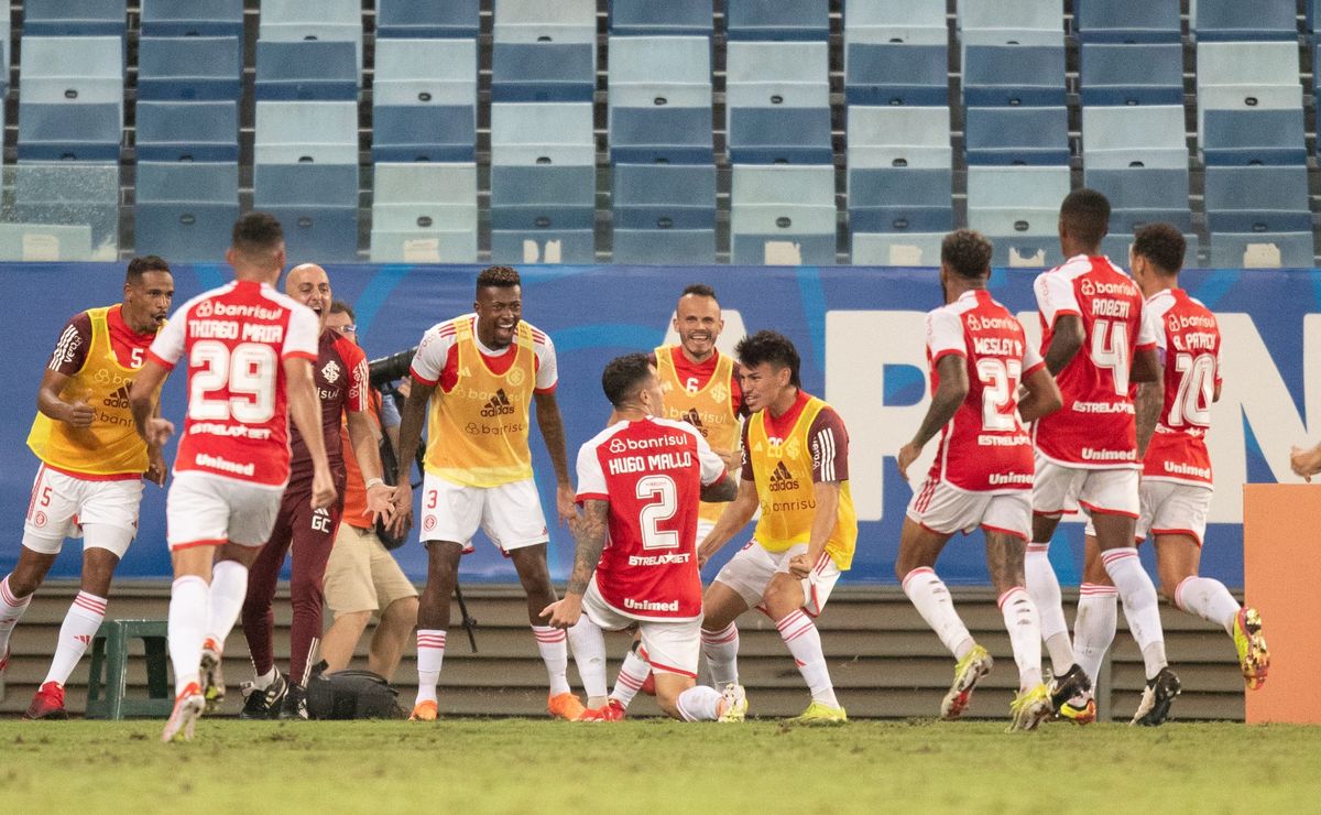 internacional vence o cuiabá, na arena pantanal, pelo brasileirão; veja as atuações