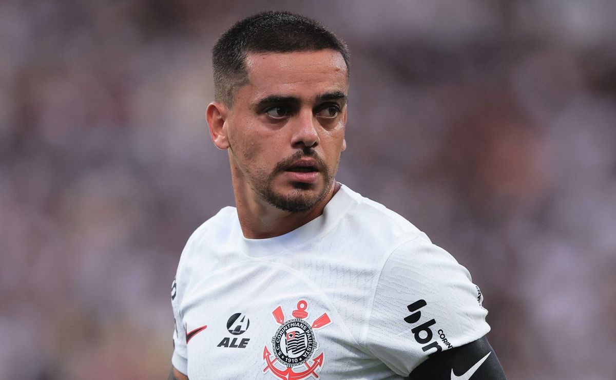corinthians quer renovar contrato do lateral fagner e inicia conversas com o jogador