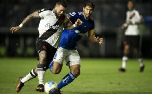 vasco e cruzeiro empatam e caem de posição no brasileirão