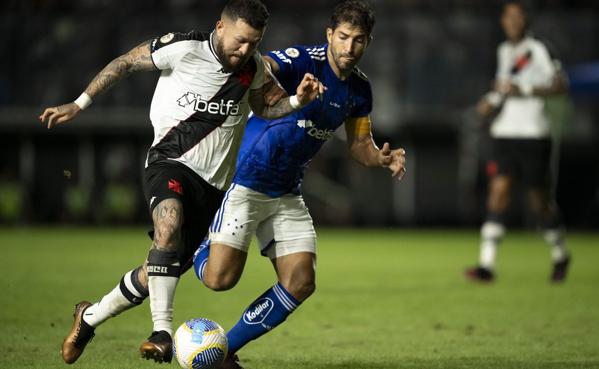 vasco e cruzeiro empatam e caem de posição no brasileirão