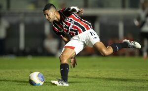 zubeldía define substituto de rodrigo nestor no são paulo diante do criciúma