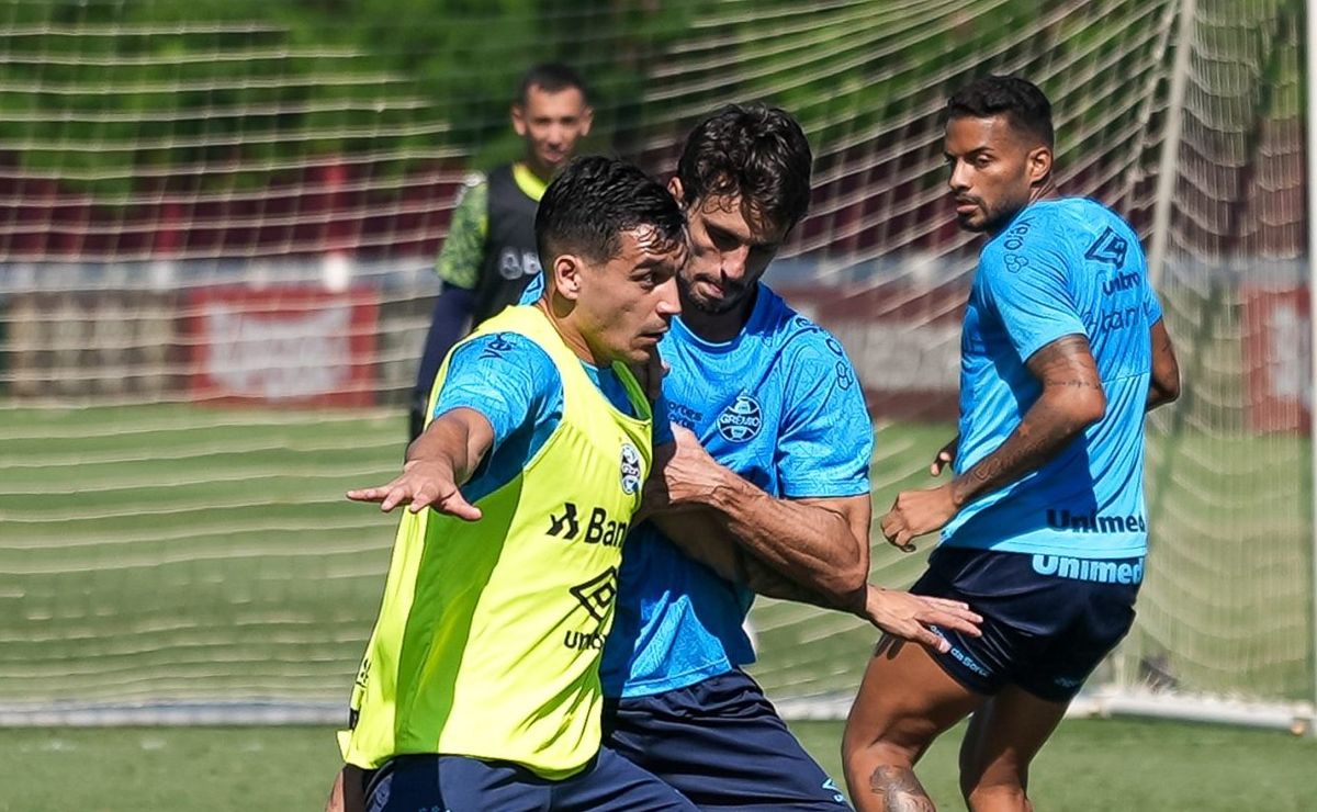 intensidade dos treinos de rodrigo caio no grêmio gera divisão entre os torcedores