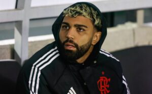 de saída? departamento de futebol do flamengo afasta gabigol do jogo contra o cruzeiro