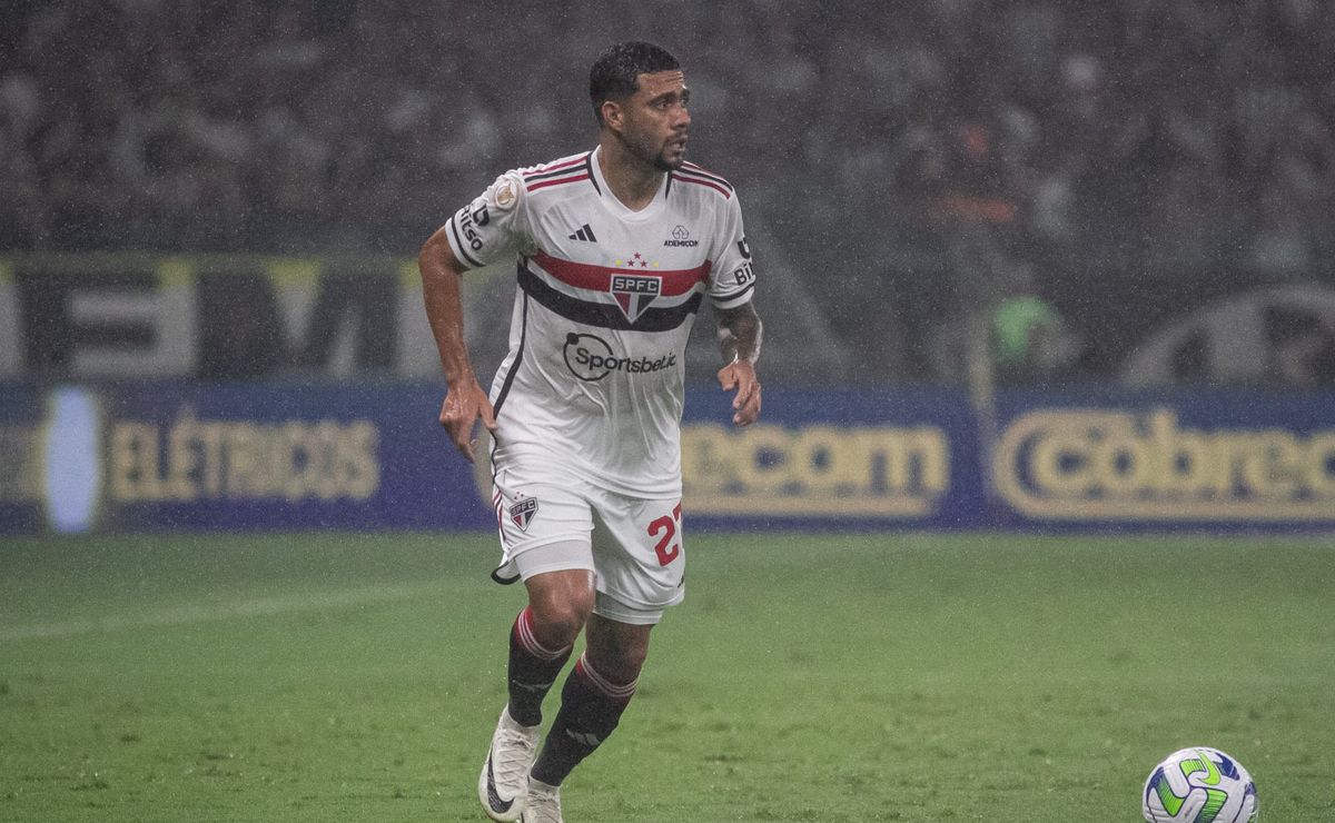 wellington rato revela apoio de zubeldía quando esteve lesionado no são paulo: "sabe da minha capacidade"