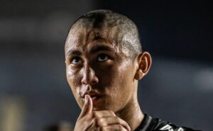 santos recebe oferta do athletico por miguelito e marcelo teixeira rejeita