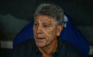 renato gaúcho prepara mudanças na escalação do grêmio