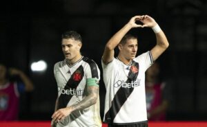 com grande atuação das pratas da casa, o vasco venceu o são paulo