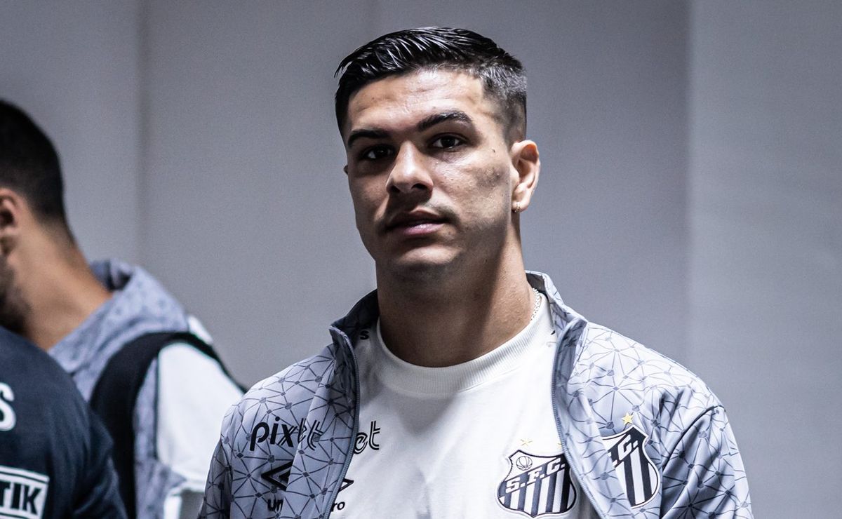 newell's old boys arg decide comprar rodrigo fernández do santos